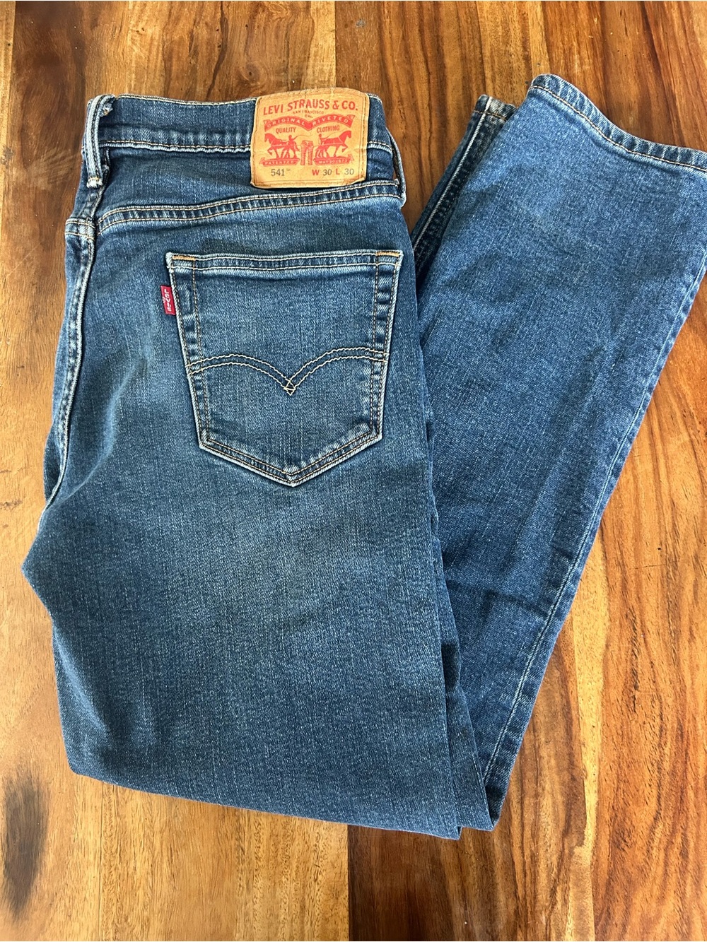 Levi's 541 Athletic Taper Jeans  Mens Blue Denim Size Tag W32xL30